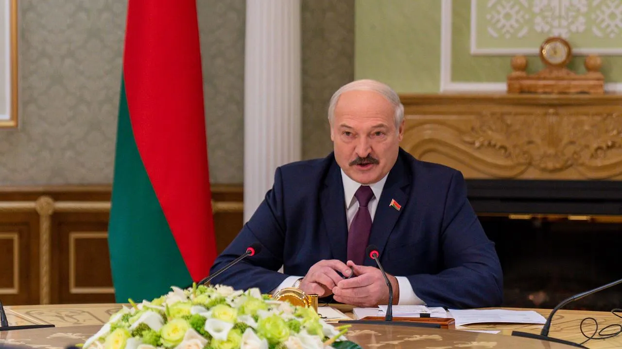 Лукашенко: Европа скоро откроется для сотрудничества с Минском и Москвой