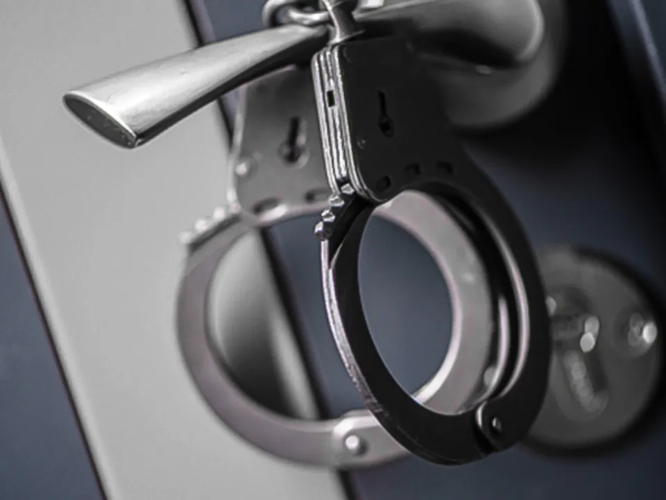 Слезы на камеру не помогут: в России призвали ужесточить наказание за дискредитацию ВС РФ