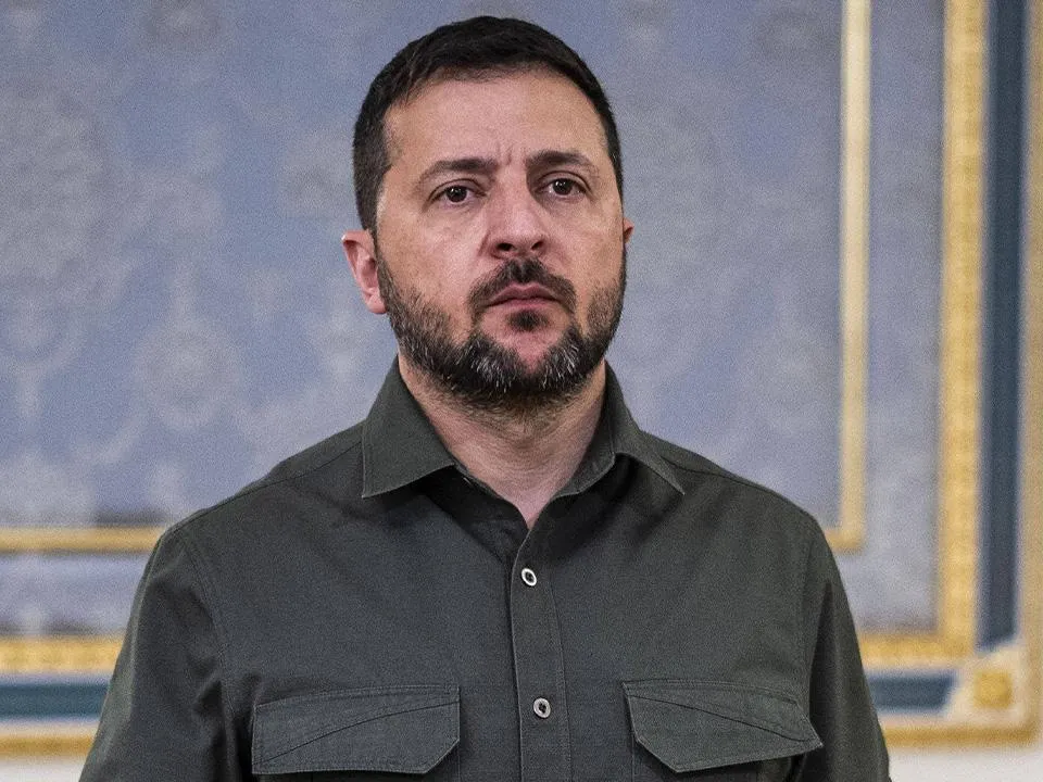 Обман или отставка: выяснилось, зачем Зеленский плачет на камеру