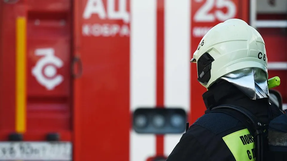 Пожар произошел на заводе в Балашихе