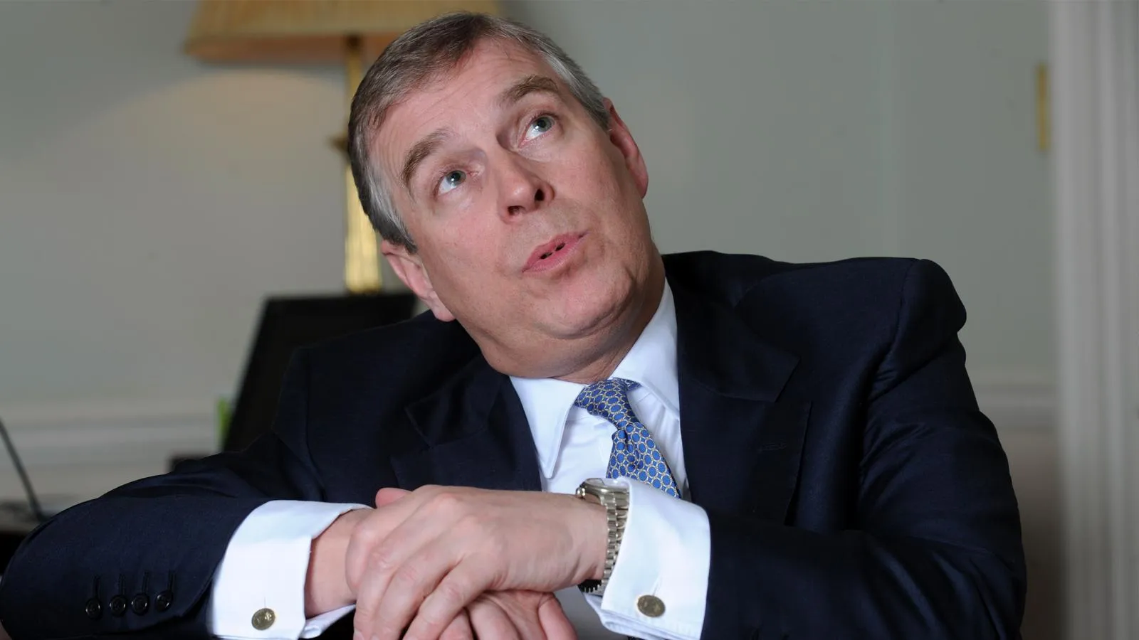 Эндрю Маунтбеттен-Виндзор. Murray Sanders