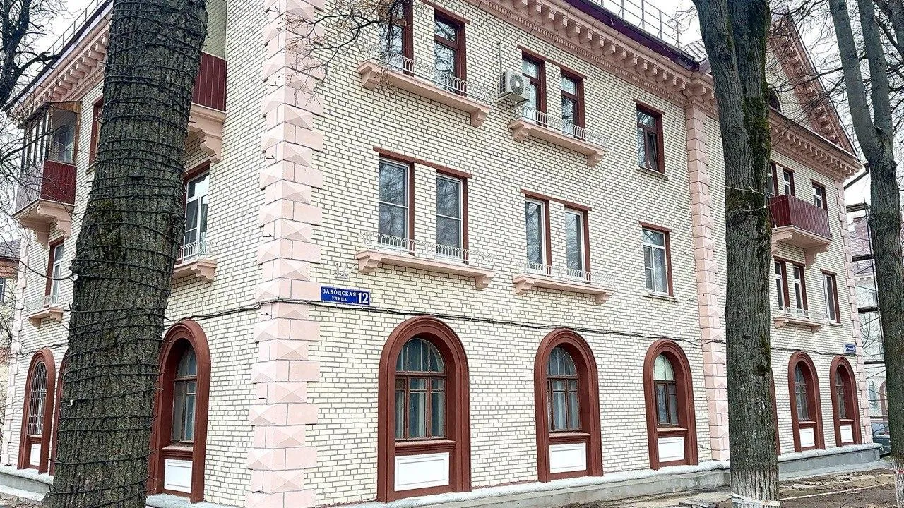 Капремонт исторического дома в Ленинском округе близится к завершению