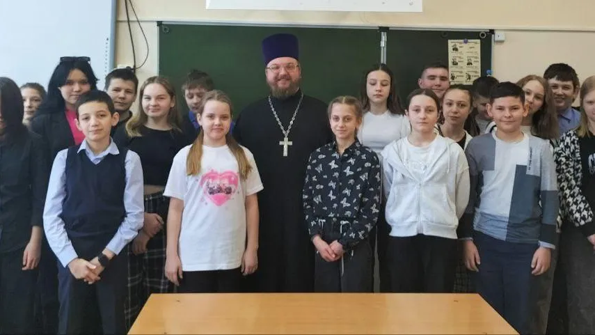 Представители Каширского благочиния проводят беседы с молодым поколением