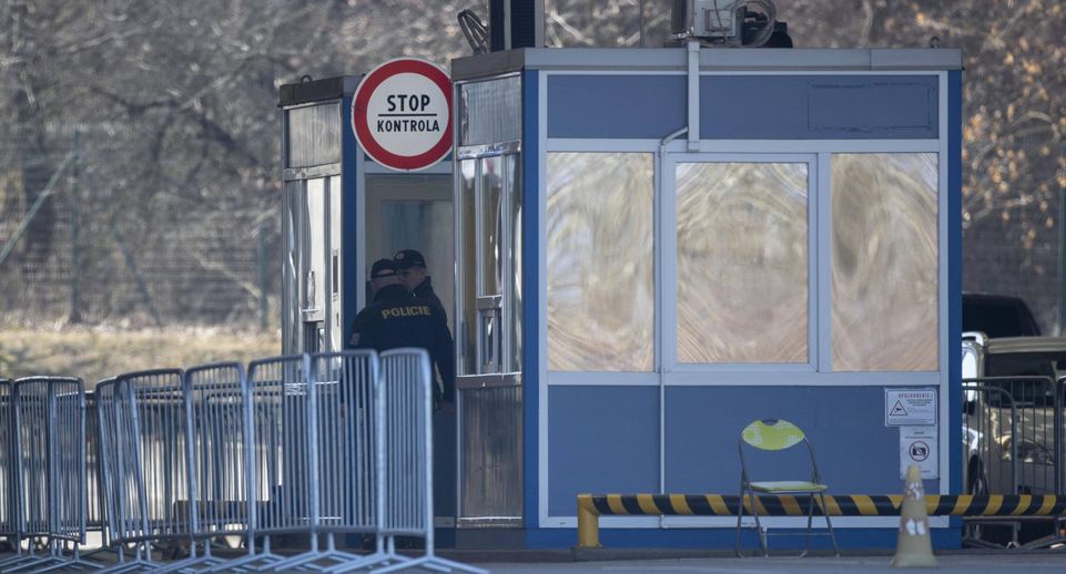 Словацкие пограничники нашли патроны у приехавшего с Украины водителя