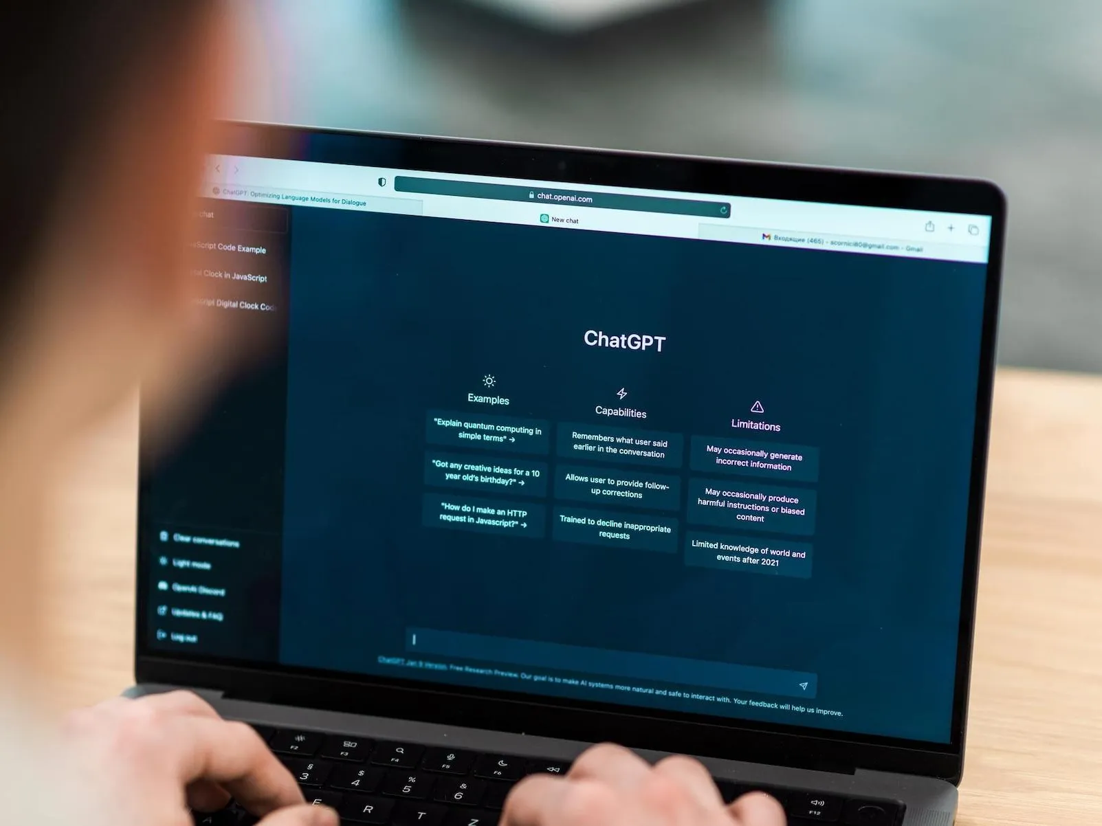 ИИ стал президентом: нейросеть рассказала, как изменит жизнь своих граждан