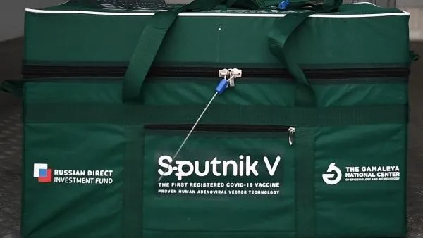 Пакистан хочет закупить у России вакцину от коронавируса