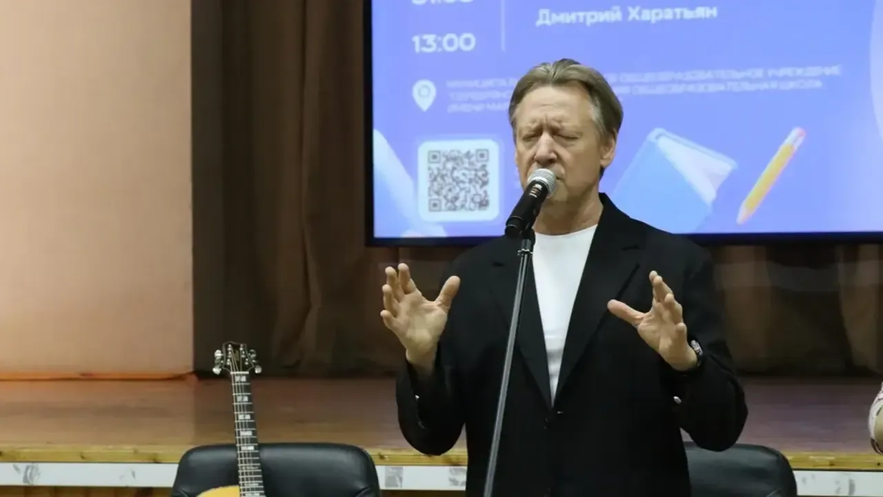 «Я не мечтал стать актером»: Харатьян рассказал школьникам, как случай изменил его жизнь