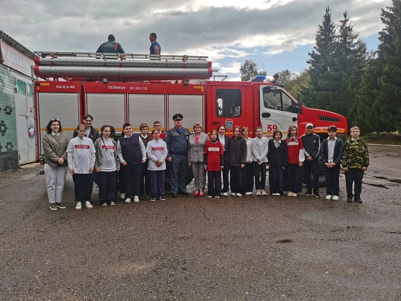 Фото: Средняя школа № 1 им. В. Н. Леонова