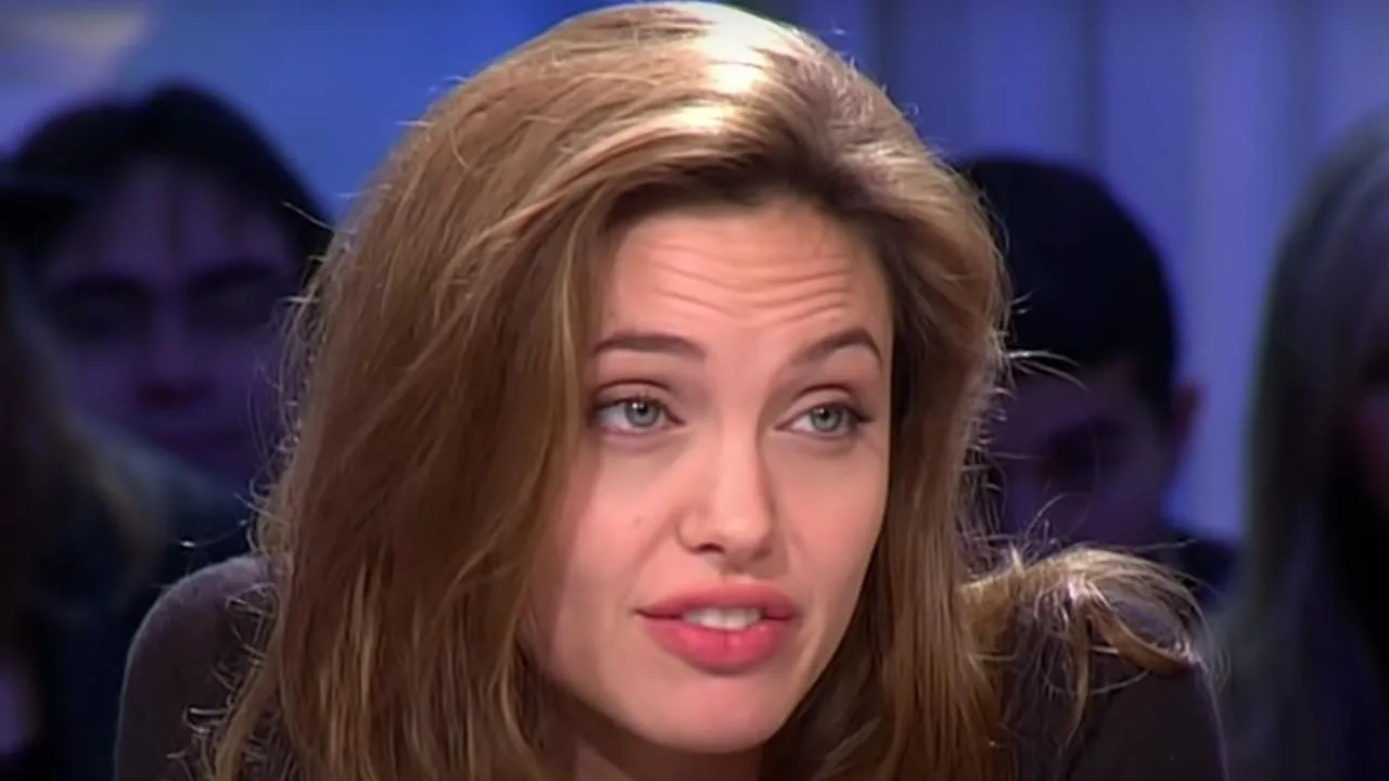 Брэд Питт и Анджелина Джоли достигли соглашения о разводе после 8 лет брака