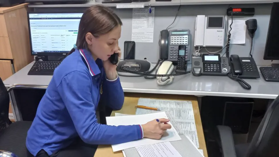 Оператор Системы-112 в Электростали. Фото: REGIONS/Олег Книжник