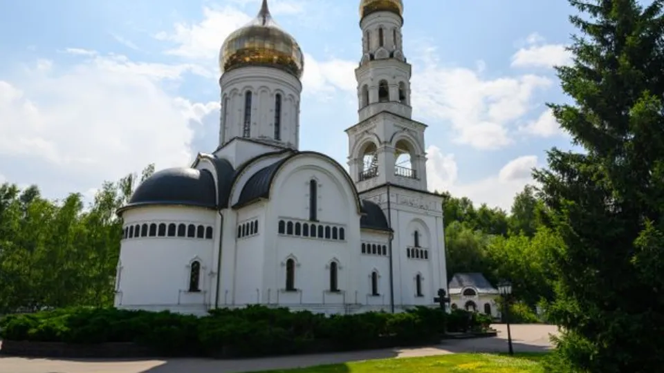 Церковь святого мученика Уара в поселке Вешки. Фото: медиасток.рф