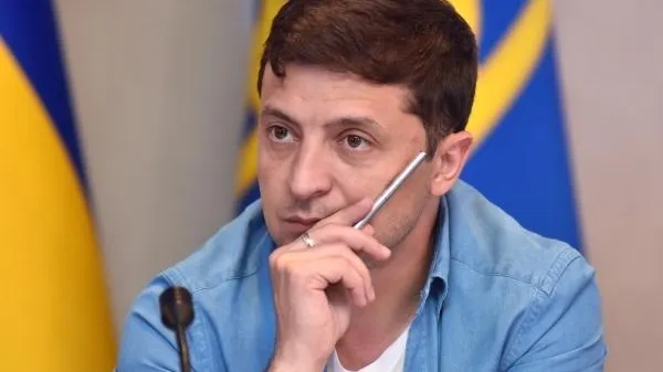 Эксперт объяснил, почему Зеленский не будет менять закон об украинском языке