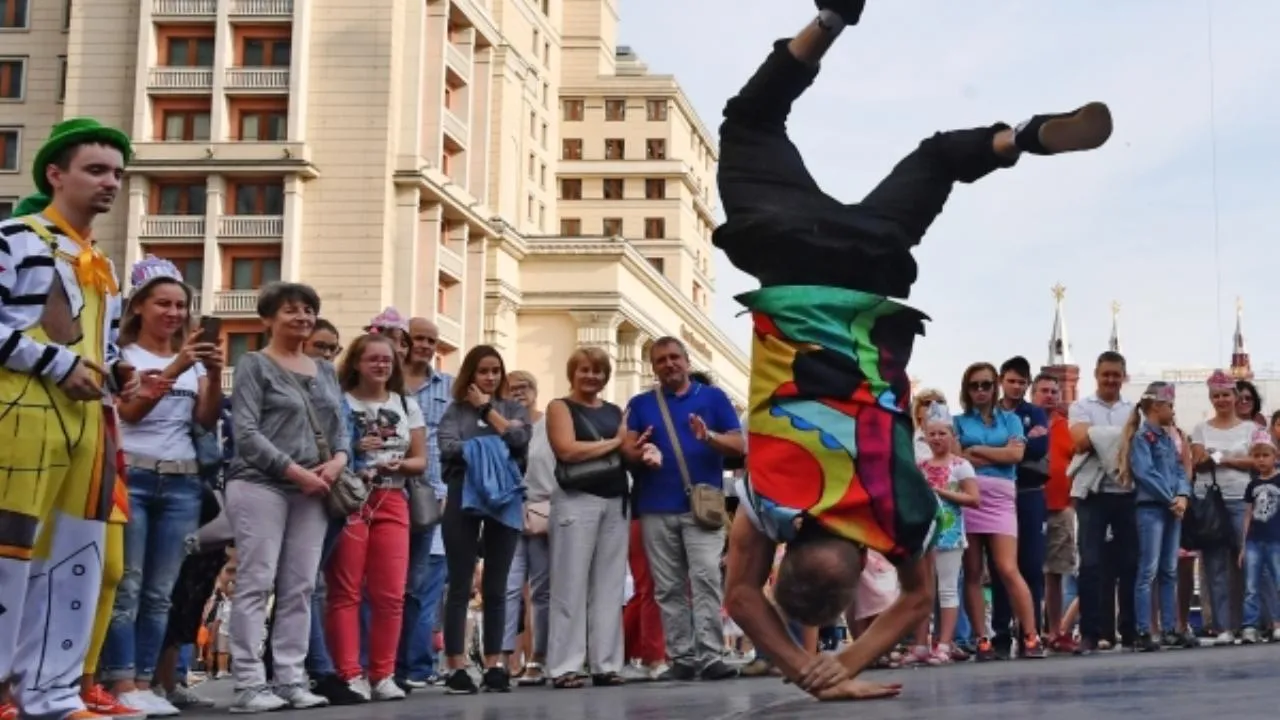Уличные артисты в Москве больше всего любят брейк-данс, каверы и стрит-арт