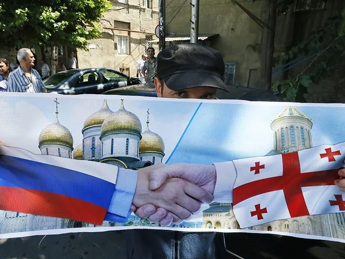 Эксперт объяснил, почему Грузия не открывает «второй фронт» против России