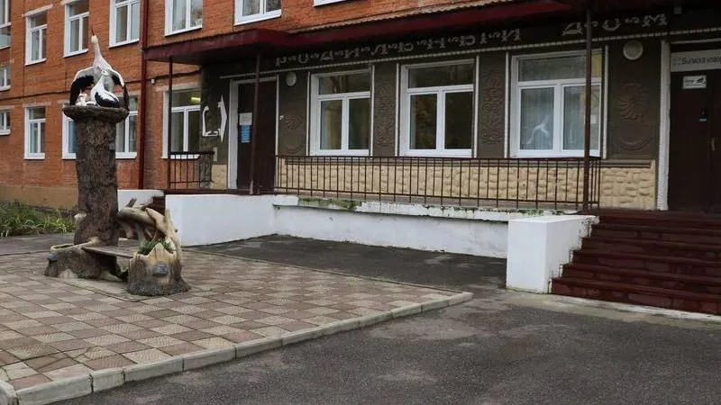 Дорожные службы Подмосковья отремонтировали 28 территорий больниц и поликлиник 