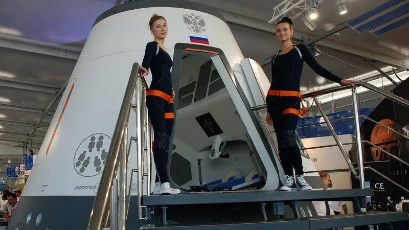 Систему управления космическим кораблем на основе нейротехнологий разработали школьники Королева 