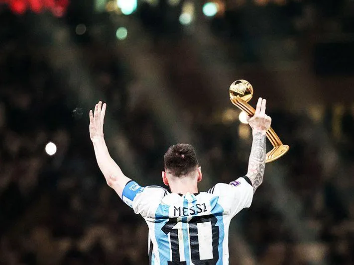 Футбольный эксперт рассказал, уйдет ли Месси «в отставку»