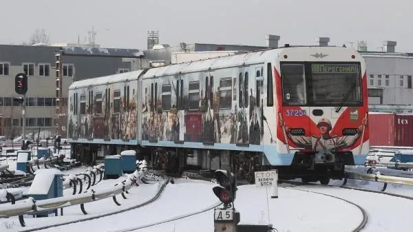 Московское метро приняло Поезд Победы