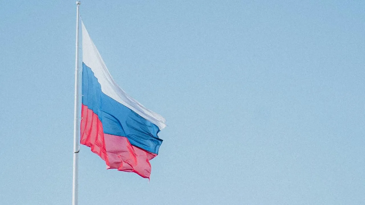 Консульство РФ начало поиск родственников россиянки, чей ребенок умер в Мехико от голода