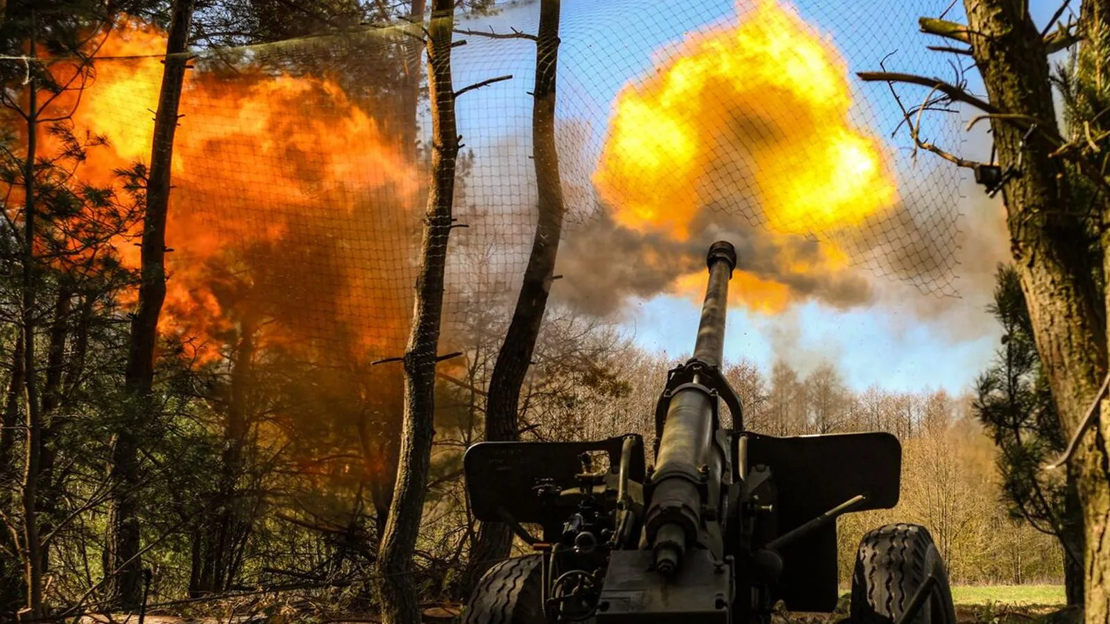 Огонь по позициям ВСУ, Курская область, апрель 2025 года. Сергей Бобылев