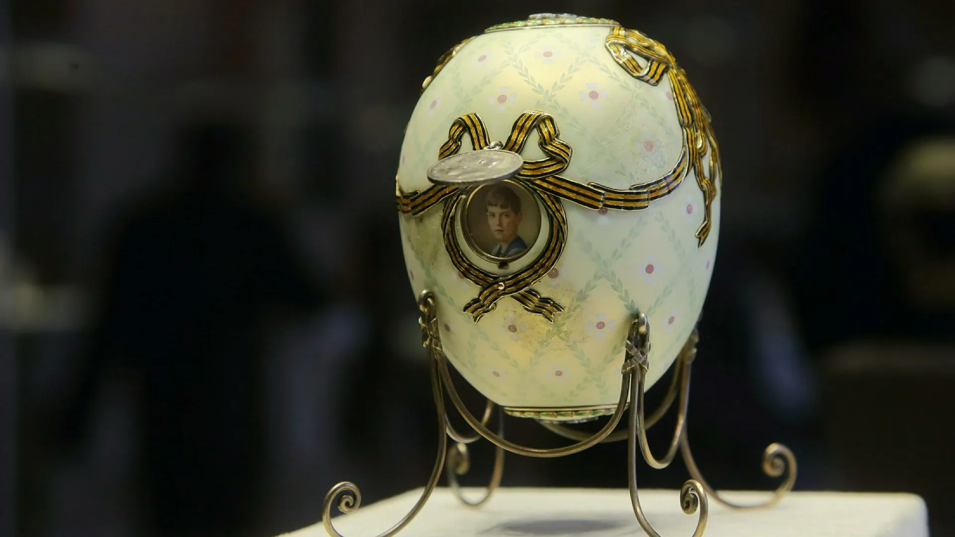 Zamir Usmanov/Russian Look