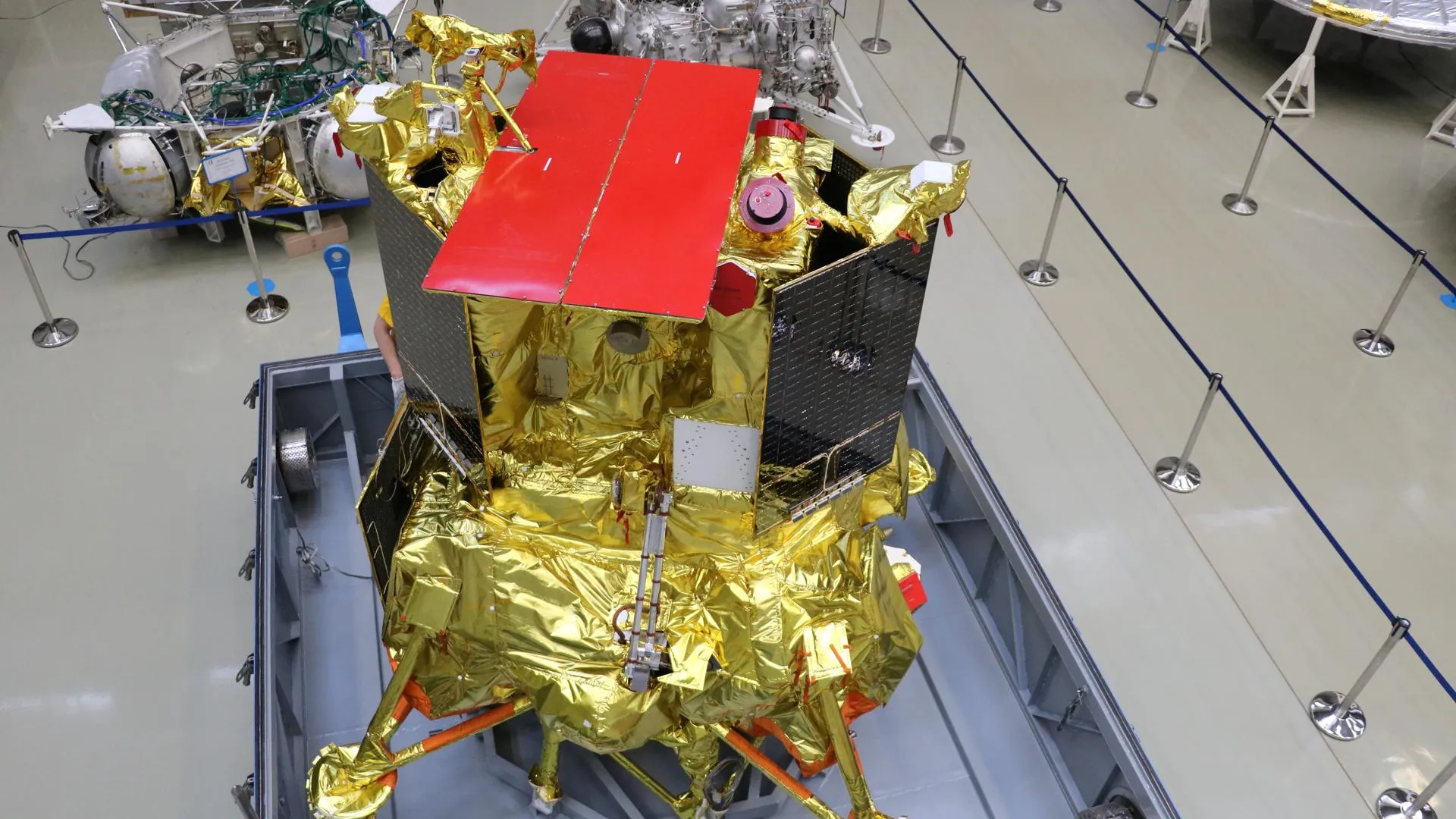 Из космодрома Восточный запустили созданную в Химках станцию «Луна-25»