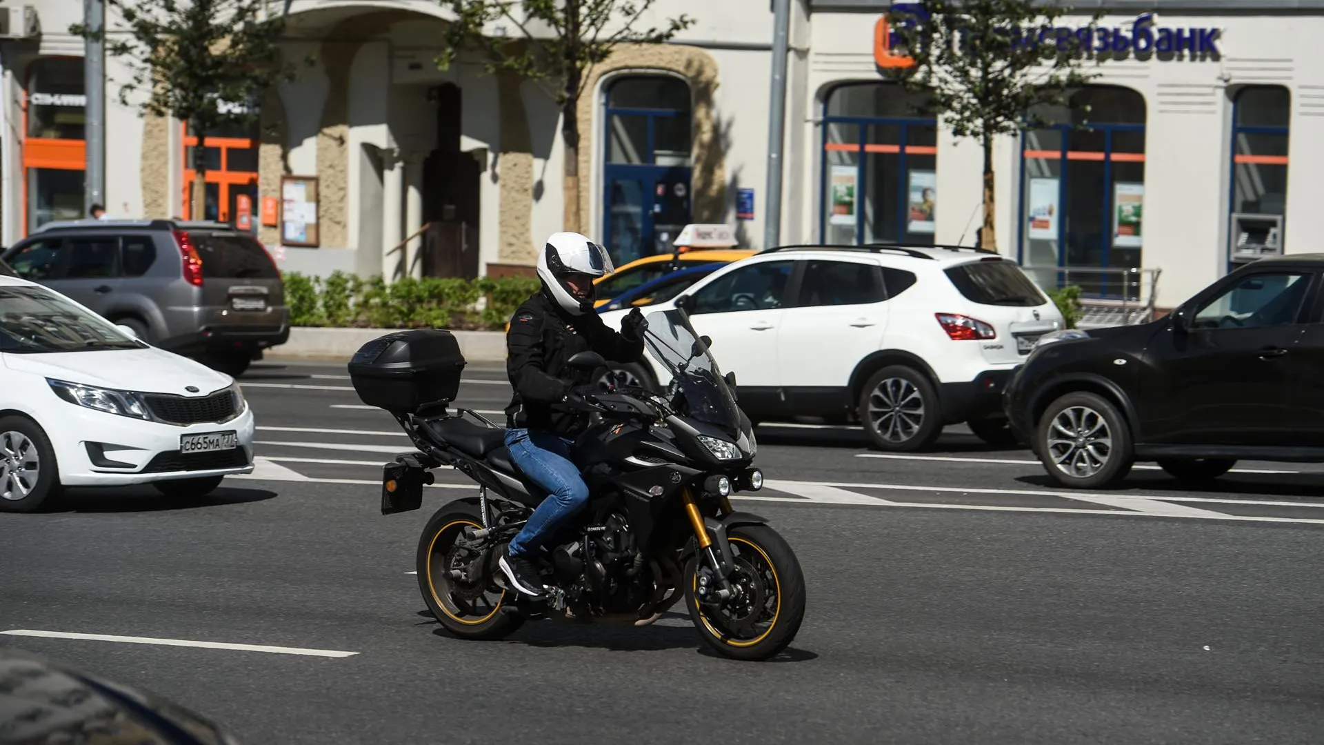 Автоэксперт Сажин назвал причины роста ДТП среди мотоциклистов