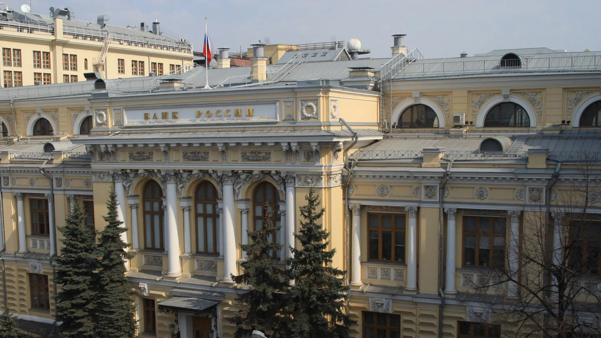 В ЦБ РФ назвали возможным массовое внедрение цифрового рубля с 2025 года