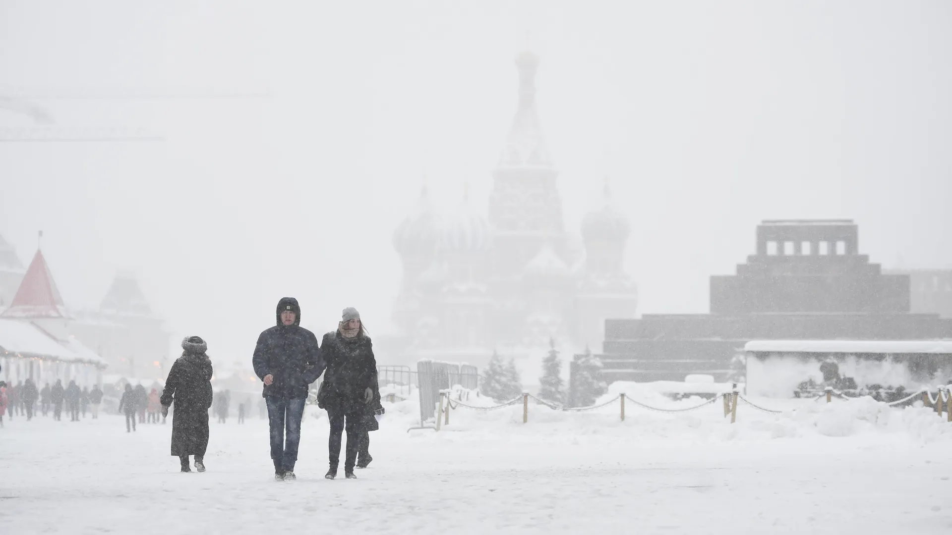 В столичном регионе за ночь сугробы могут вырасти почти на 9 сантиметров
