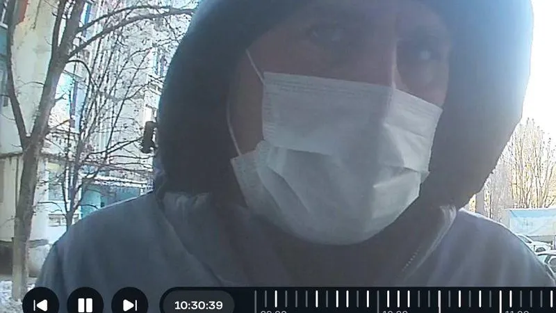 Жители Самары подозревают чересчур общительного с детьми мужчину в педофилии