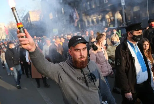 Участники «Марша вышиванок» в Киеве. Акцию проводили националисты, она приурочена к годовщине создания дивизии СС «Галичина»* в годы Второй мировой войны, 2021 год