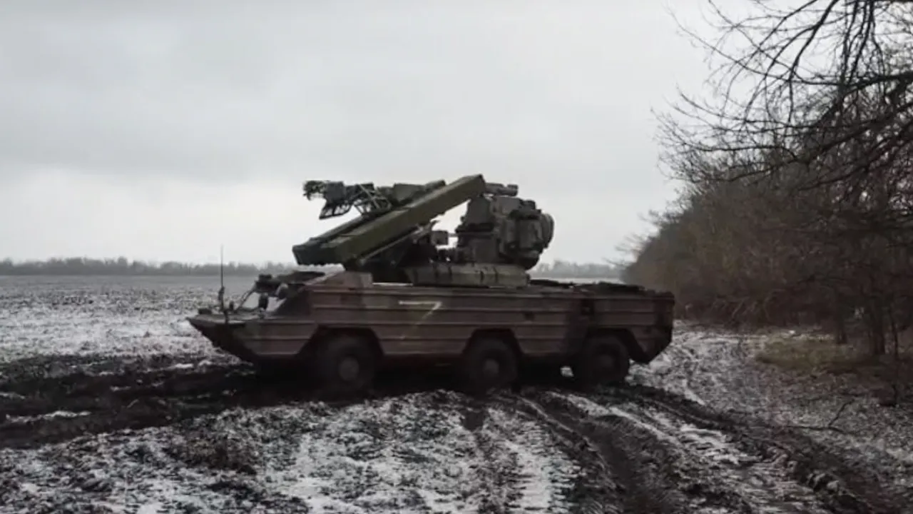«Выпрямление линии фронта»: военный эксперт предсказал главные события, которые произойдут зимой на СВО