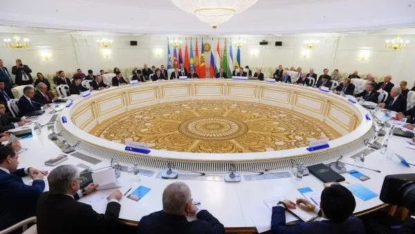 Украина пытается выйти из СНГ по «грузинскому сценарию»