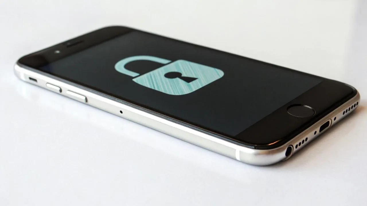 Без права на восстановление: россиянке навсегда заблокировали Apple ID из-за одной ошибки