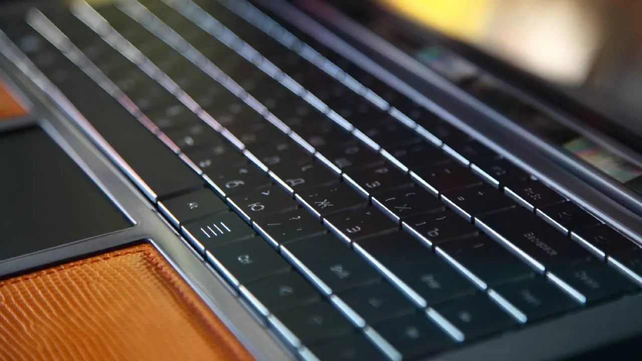 От песни про бобра до крылатых фраз Путина: Muksun.FM протестировал новый мансийский переводчик Яндекса