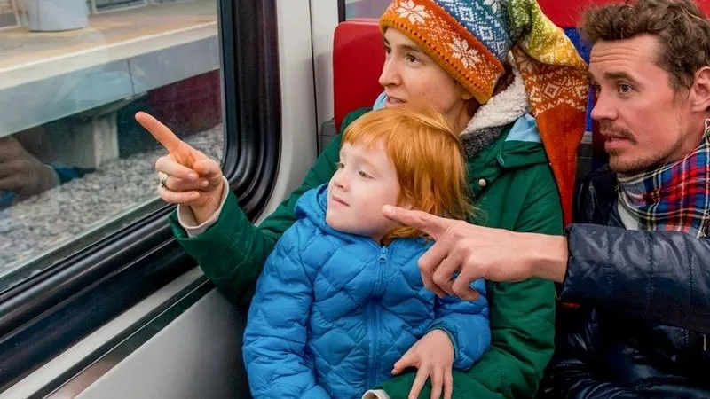 Новогодние экспрессы запустят из столицы в Подмосковье