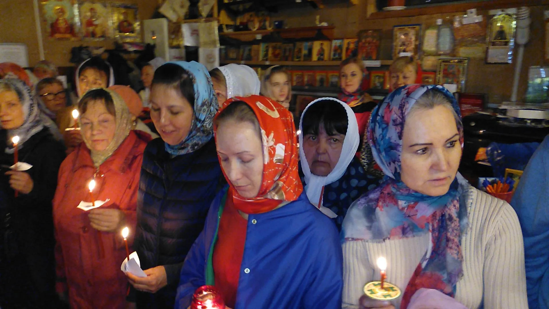 Фото: Елена Григорьева / Пасха Христова в храме Новомучеников и Исповедников Домодедовских