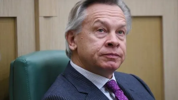 Пушков сравнил украинских депутатов с собаками