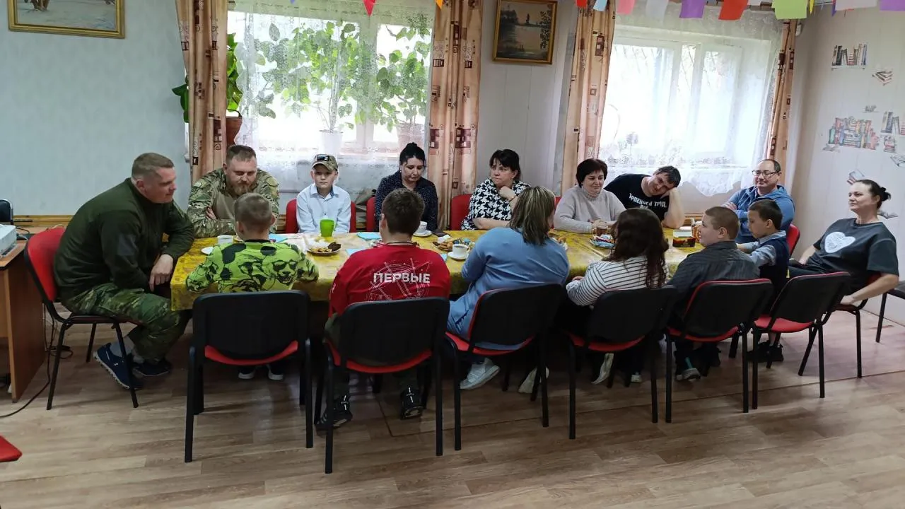 Участник СВО из Жуковского встретился с мальчиком из Бронниц, написавшим ему письмо
