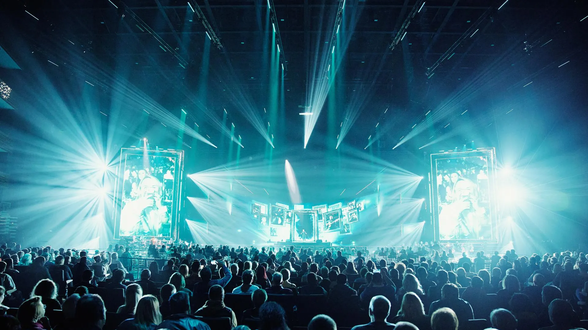 пресс-служба шоу «Высоцкий. Высота»