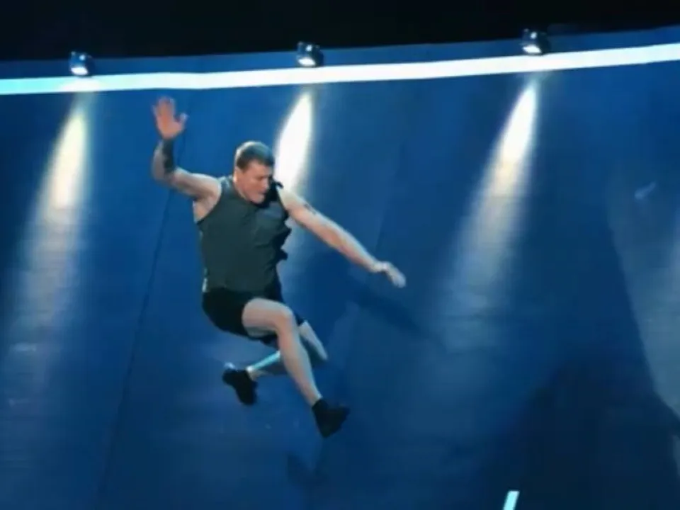 Фото: кадр из телепрограммы «Титаны»