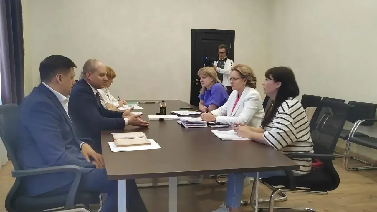 Глава Городского округа Пушкинский  Максим Красноцветов провел рабочую встречу с налоговой службой