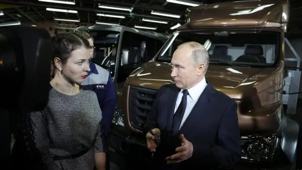 Эксперт: Путин объявил о своем выдвижении ровно тогда, когда посчитал нужным