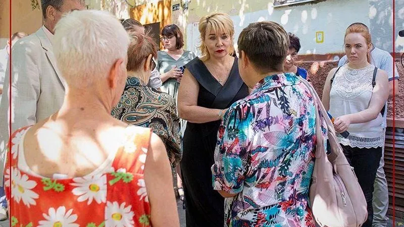 Глава городского округа Электросталь взяла на контроль решение проблем в многоквартирном доме
