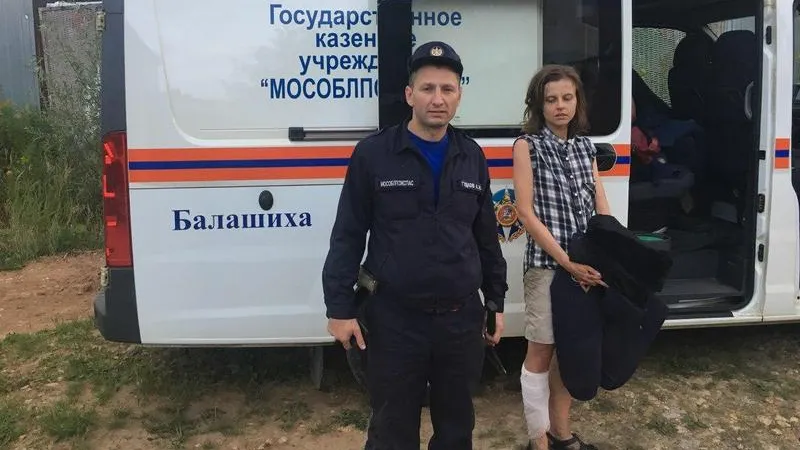 Лесная потеряшка: заблудившуюся девушку нашли спасатели из Балашихи