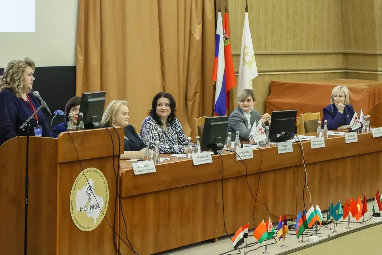 Константин Семенец