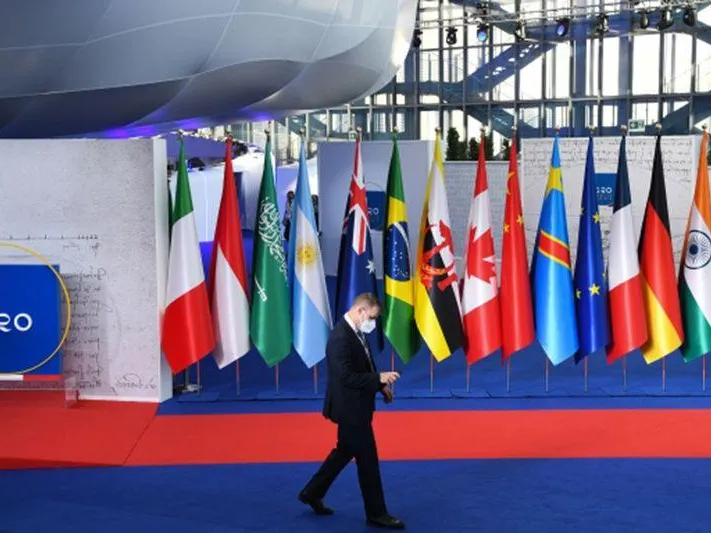 Политолог рассказал, почему саммиты G20 и G7 потеряли свой смысл