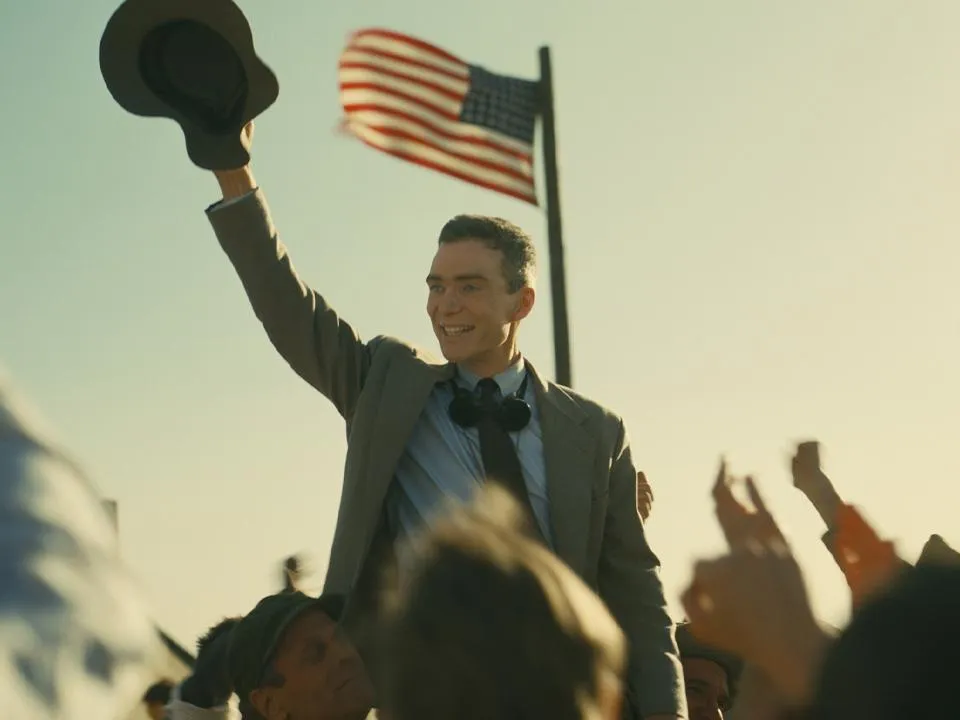 «Мне было тяжело его смотреть»: кинокритик объяснил, как неудачный «Оппенгеймер» стал лучшей работой Нолана