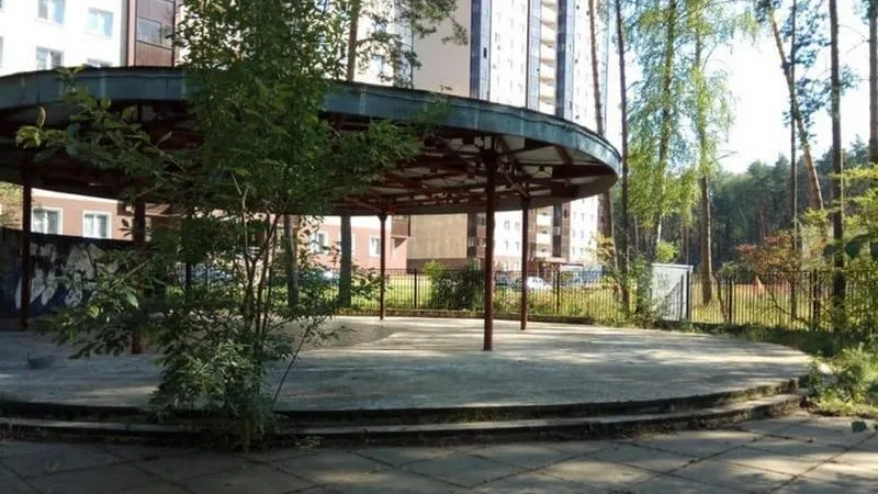 Блиставшую в кино уличную танцплощадку вернули к жизни в Протвино