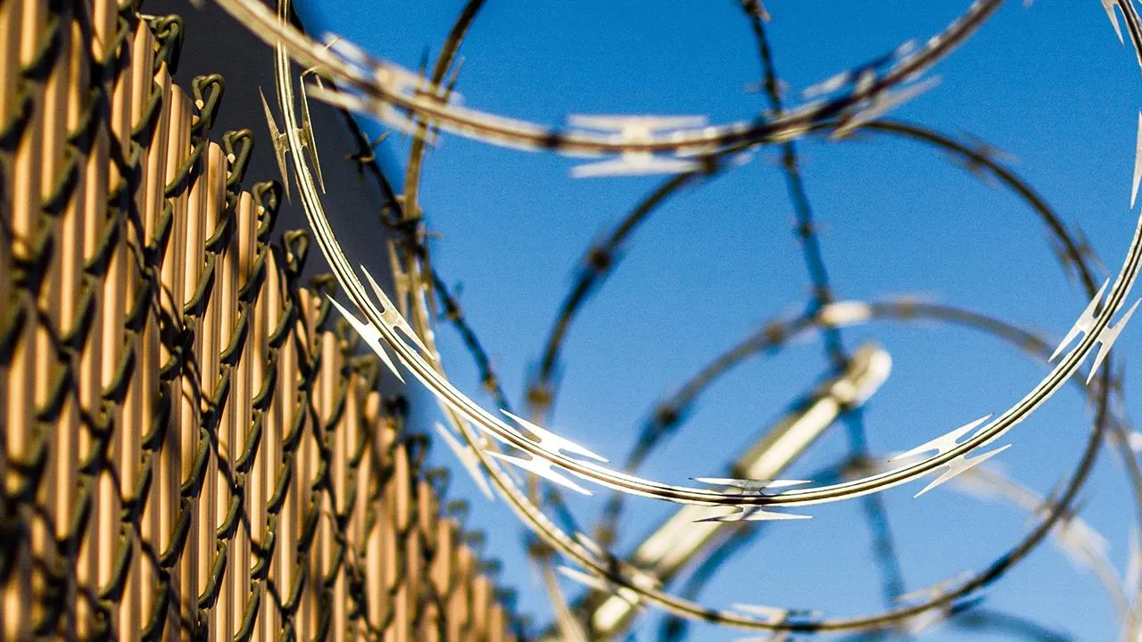 Турция отправит группу спасателей для поисковых операций в сирийской тюрьме